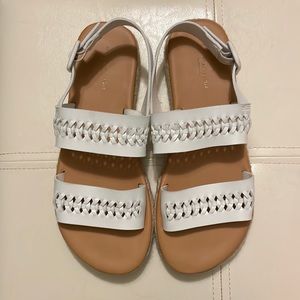American Eagle sandals